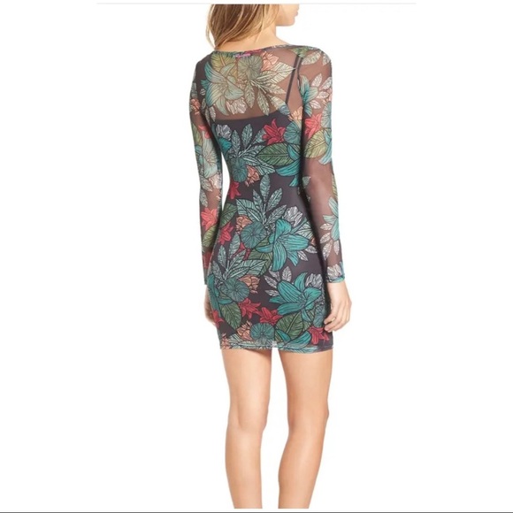 Missguided Tropical Print Mesh Body-Con Dress - Picture 2 of 9